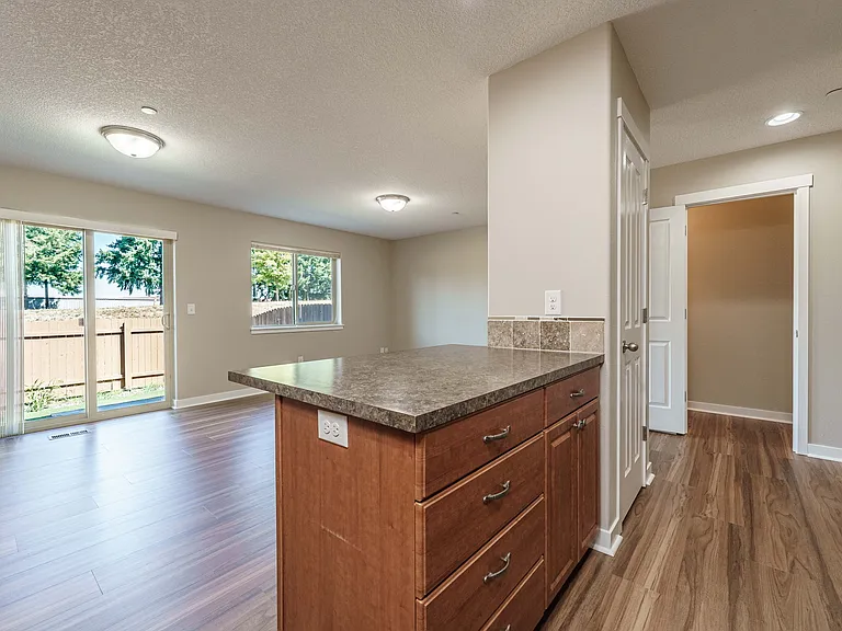 836 NE 109th Ct — Photo 11