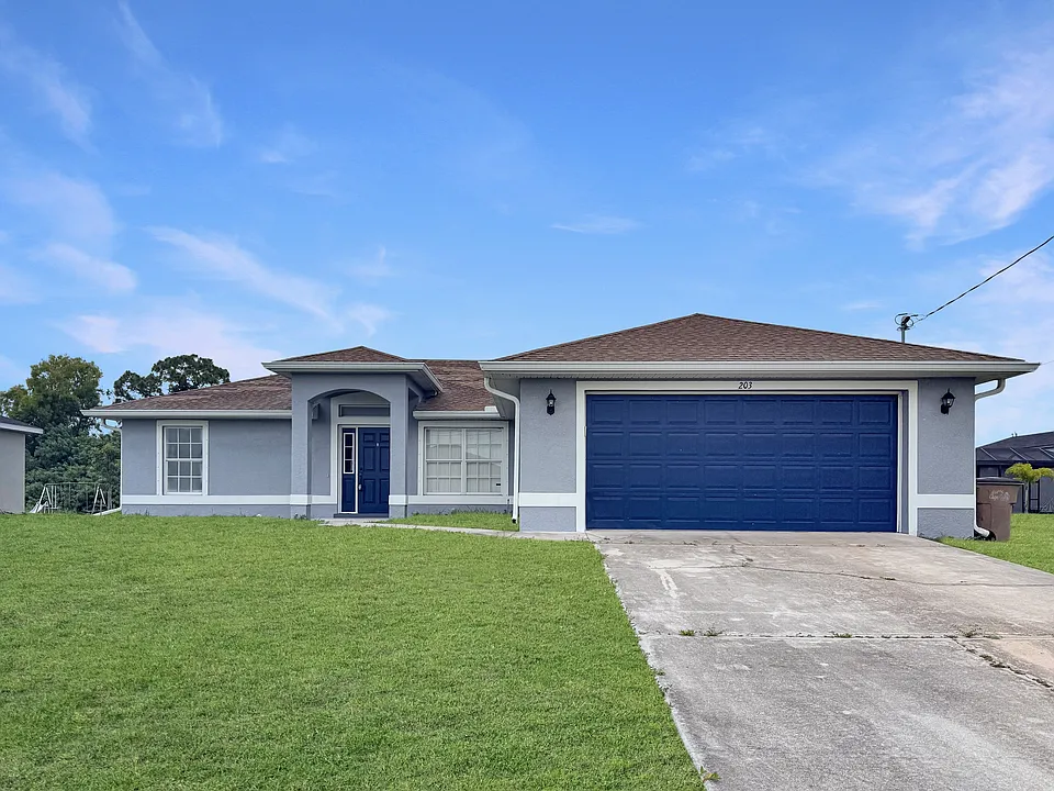 203 NW 24th Ter