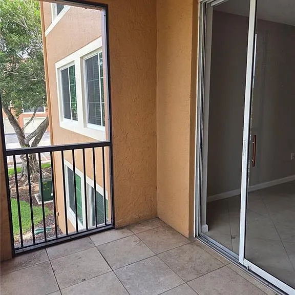 1105 Reserve Ct #201 — Photo 19