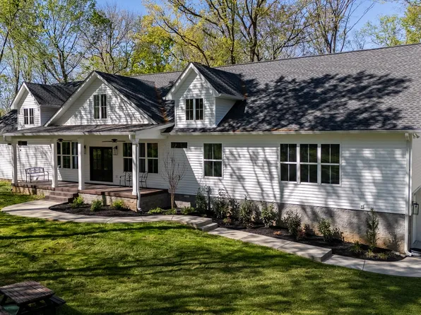 3370 Mahlon Moore Rd, Spring Hill, TN 37174