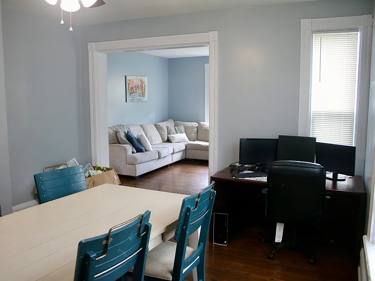 6125 Clephane Ave — Photo 16