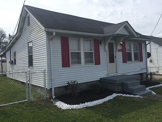 1st image of 762 Douglas Ave