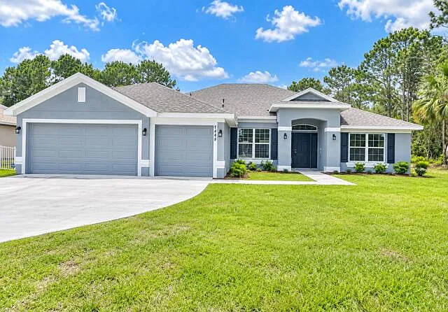 4 bed, 3.0 bath, 2268 sqft, $2,800 — Photo 1