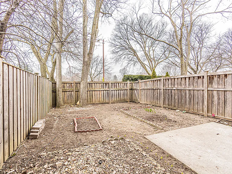 432 Skokie Blvd — Photo 35