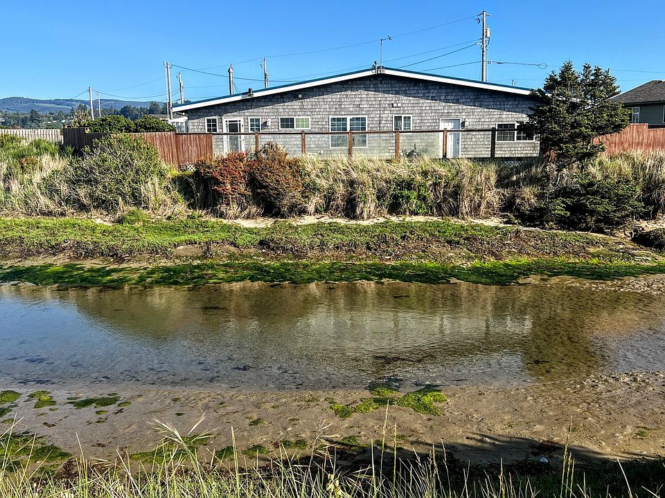 1809 NW Canal St, Waldport, OR 97394 Zillow