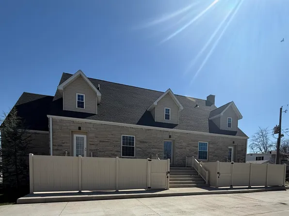 823 Hart St #B, Vincennes, IN 47591