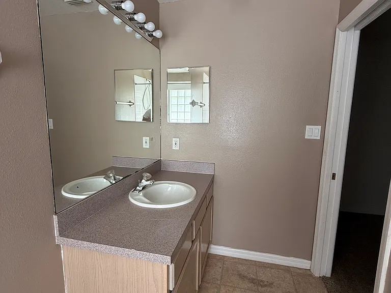 6323 Brack St — Photo 29