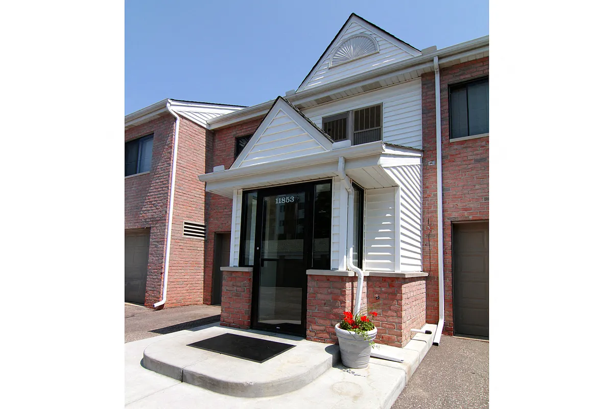 Olympic Ridge Exterior - Olympic Ridge Apartments