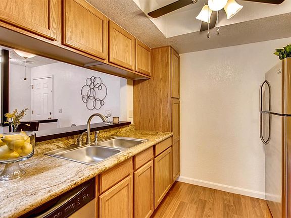 Kitchen Sink/Counters