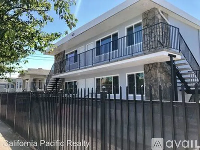 4221 Market St — Photo 3