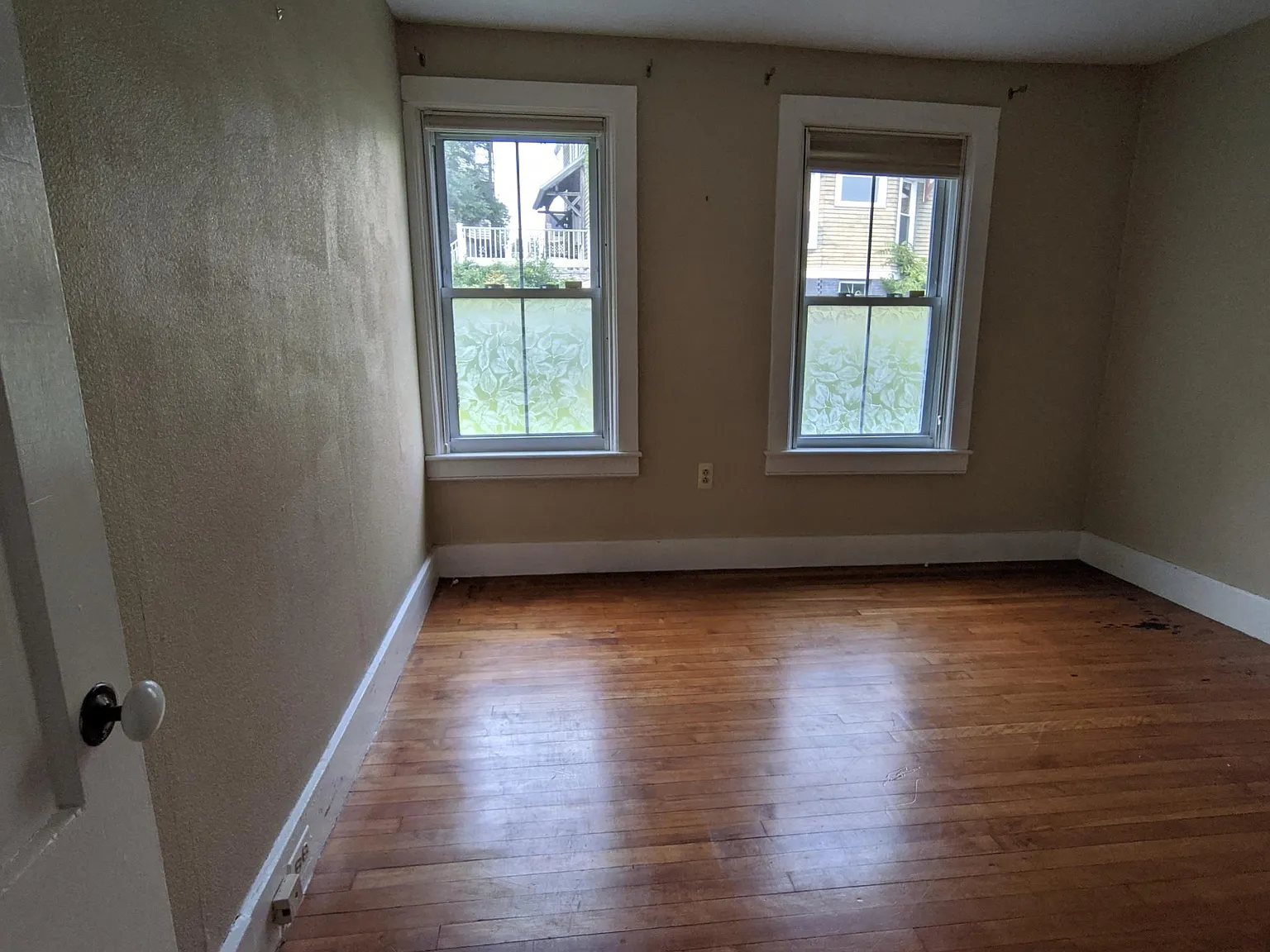 663 Southbridge St — Photo 3