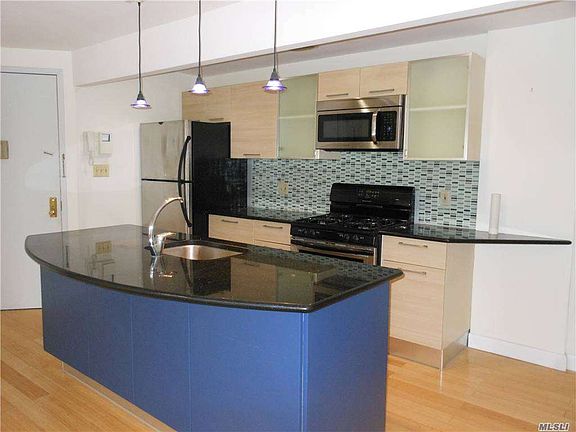 3rd image of 83-75 117th St
