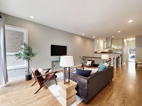 3rd image of 1887 N Poe St APT 1R