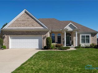 391 Arrowhead Dr, Perrysburg, OH 43551
