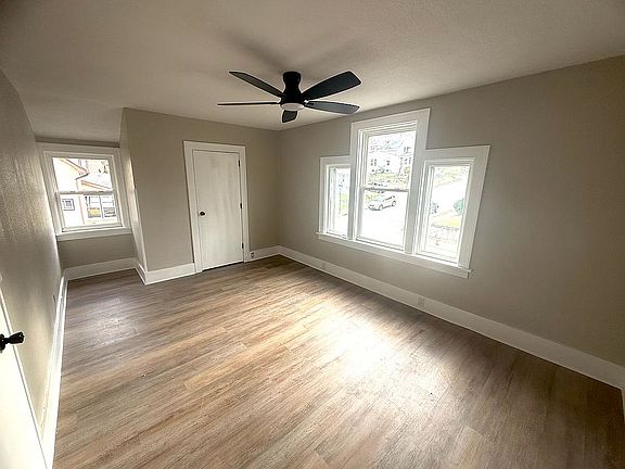 5th image of 95 N Booth St