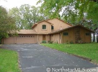 11800 Mississippi Dr N, Champlin, MN 55316