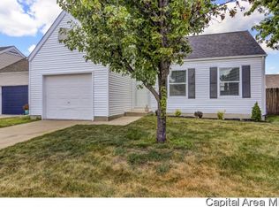 4113 Hoffman Dr, Springfield, IL 62707