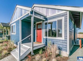 1317 W 5th St, Port Angeles, WA