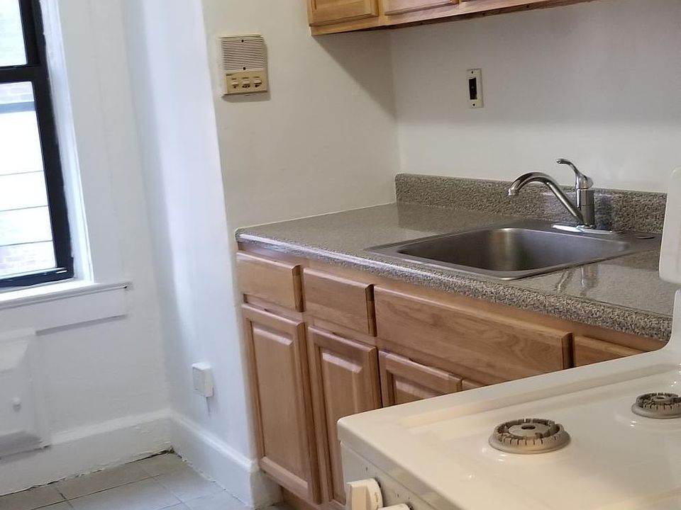 2nd image of 163 Radford St #3