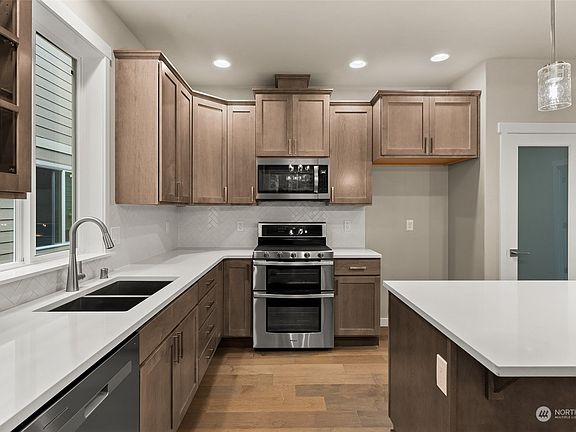 4th image of 2105 Josie Lynn Court SE Lot10