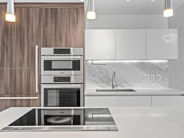 851 NE 1st Ave #1506 — Photo 9