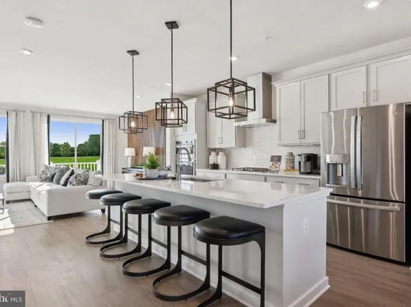 10943 Wheat Berry Dr, Upper Marlboro, MD 20774