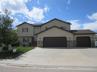 5406 Benelli Dr, Gillette, WY 82718