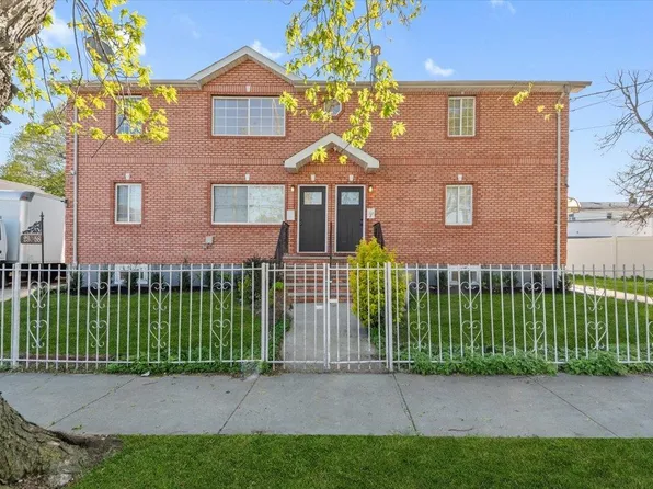 230-58 Lansing Ave, Springfield Gardens, NY 11413