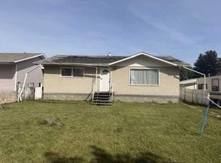 1126 S 6th Ave, Wainwright, AB T9W 1G2