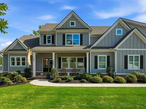 100 W Wind Ct, Tyrone, GA 30290
