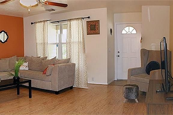 4th image of 3438 Dartmouth Field Ln