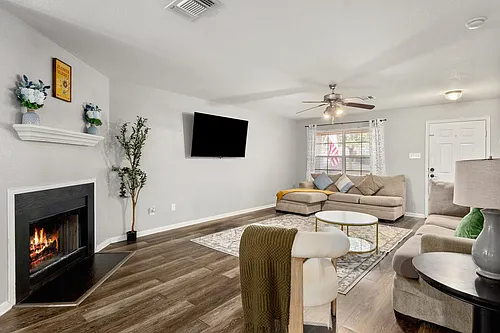 5406 Tomas Cir Photo 1