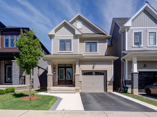 12 McLaren Ave, Brantford, ON N3T 0T3