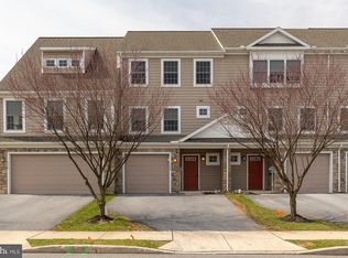 708 Keller Dr, Lititz, PA 17543