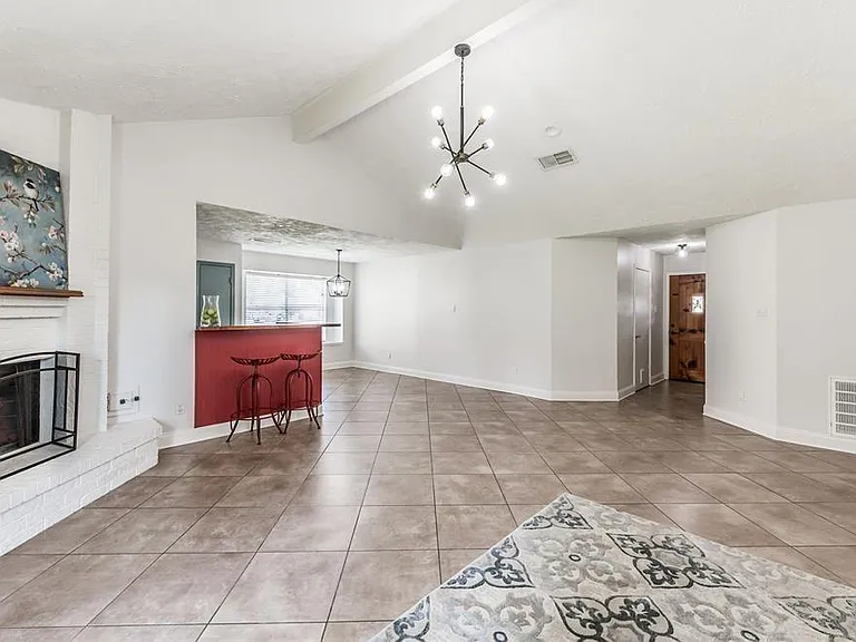 1623 Jo Ann Ln — Photo 7