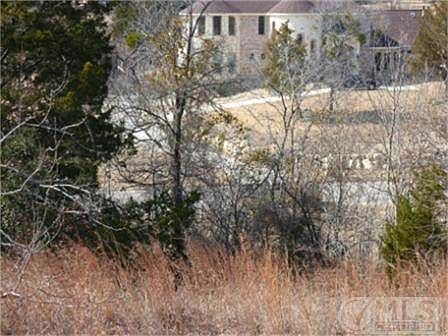 5th image of 601 Canyon Creek Trl