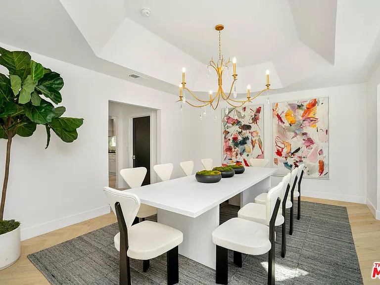 4608 Westchester Dr — Photo 16