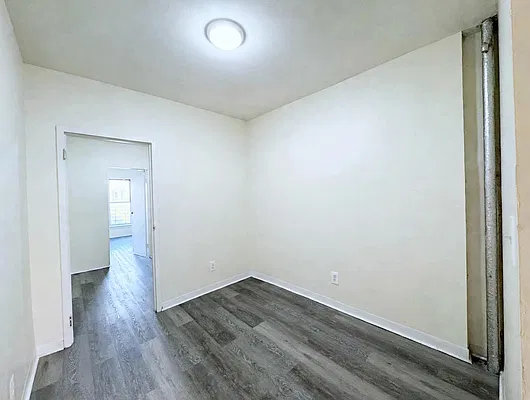 Bedroom, photo 1