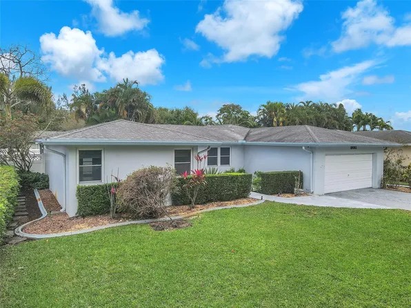 8011 SW 30th Street, Davie, FL 33328