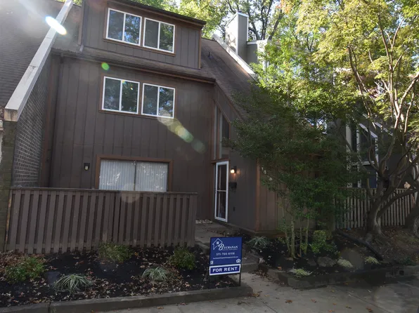 1436 Greenmont Ct, Reston, VA 20190