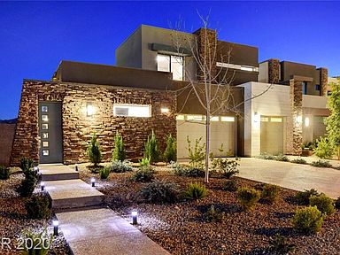 Peaceful Fountains Robert Model Home Pool And Patio Las Vegas Nevada Richmond American Homes Wate Richmond American Homes Courtyard Entry Model Homes