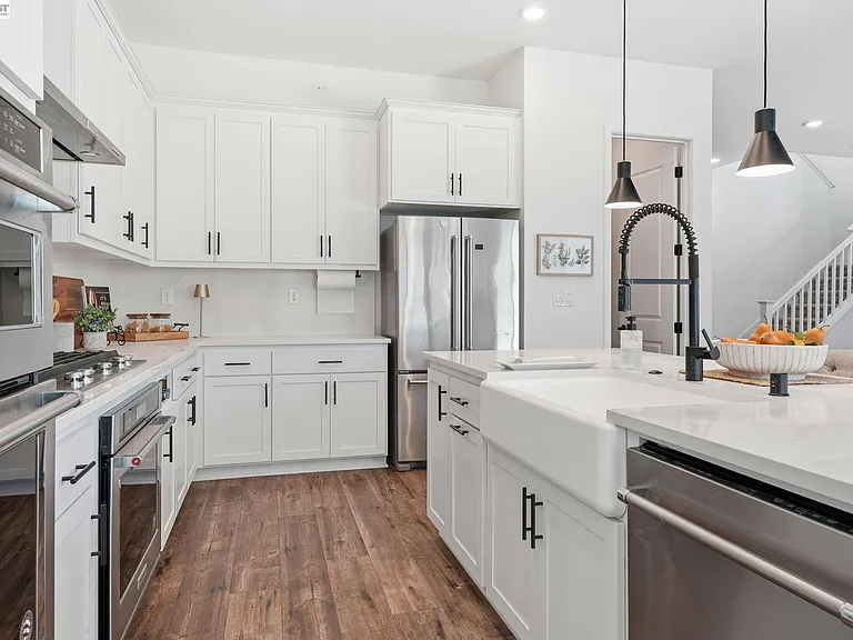 1550 Plumas Dr — Photo 13