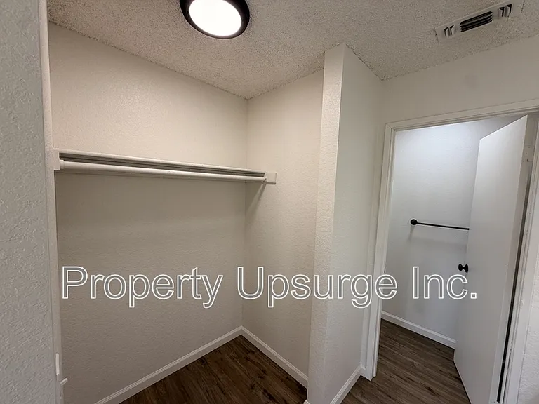 1313 Lancers Ln #6 — Photo 22
