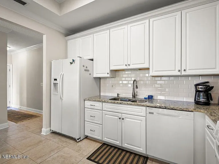 27 Tifton Way S — Photo 18