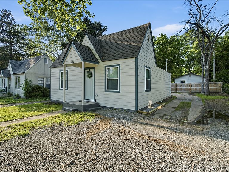 Listing photo 2