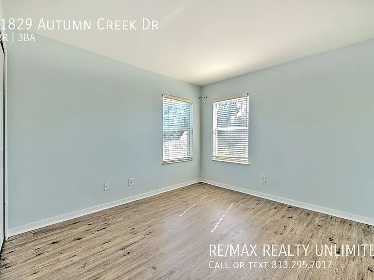 11829 Autumn Creek Dr — Photo 21