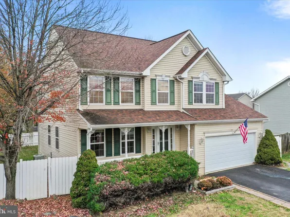 176 Charlotte Ct, Martinsburg, WV 25405