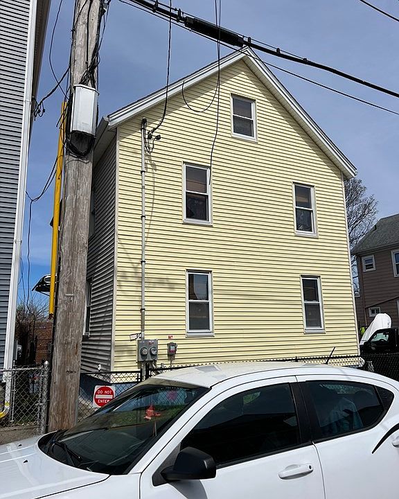 2nd image of 30 Hamlet St