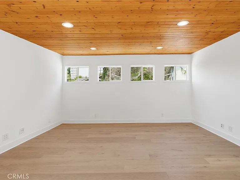 1148 Rockdale Ave — Photo 11