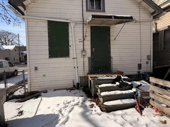 2178 South 14th STREET, Milwaukee, WI 53215